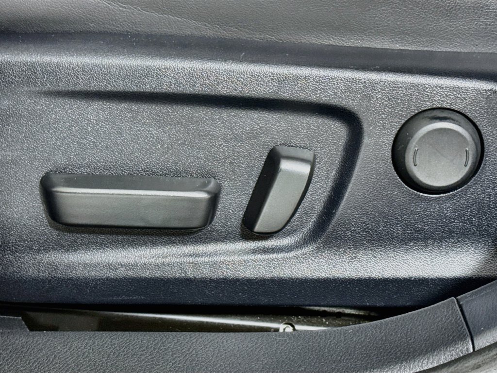 Used 2021 Lexus IS 350 F Sport w/ Accessory Package 2 RWD image 17