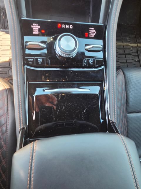 Used 2023 Jeep Grand Cherokee Summit AWD/4WD image 11