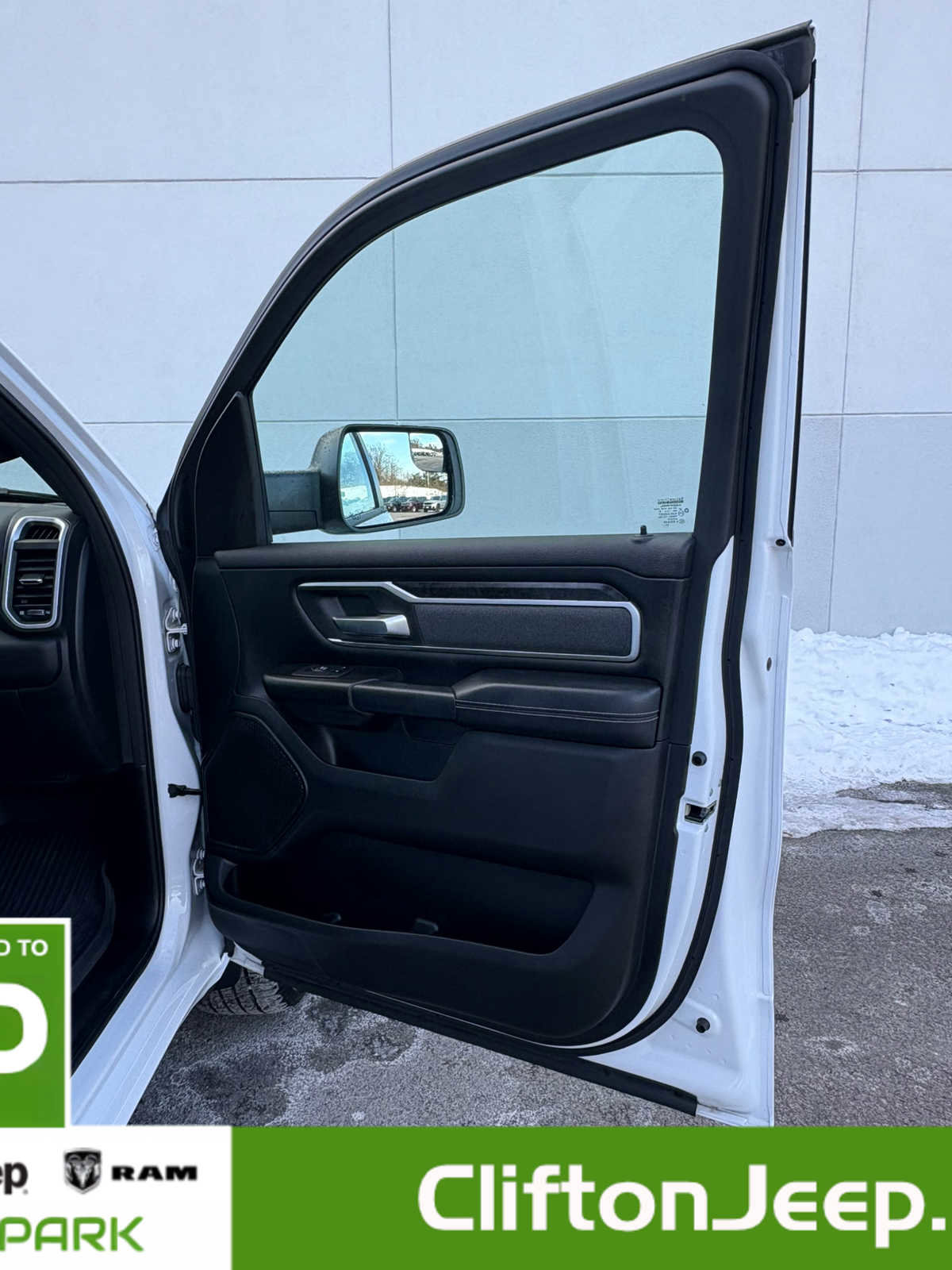 Used 2022 RAM 1500 Big Horn image 10