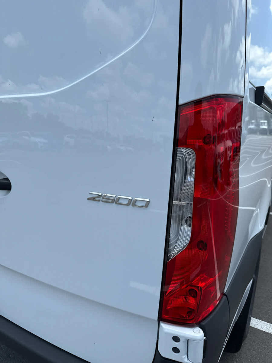 New 2025 Mercedes-Benz Sprinter 2500 image 11