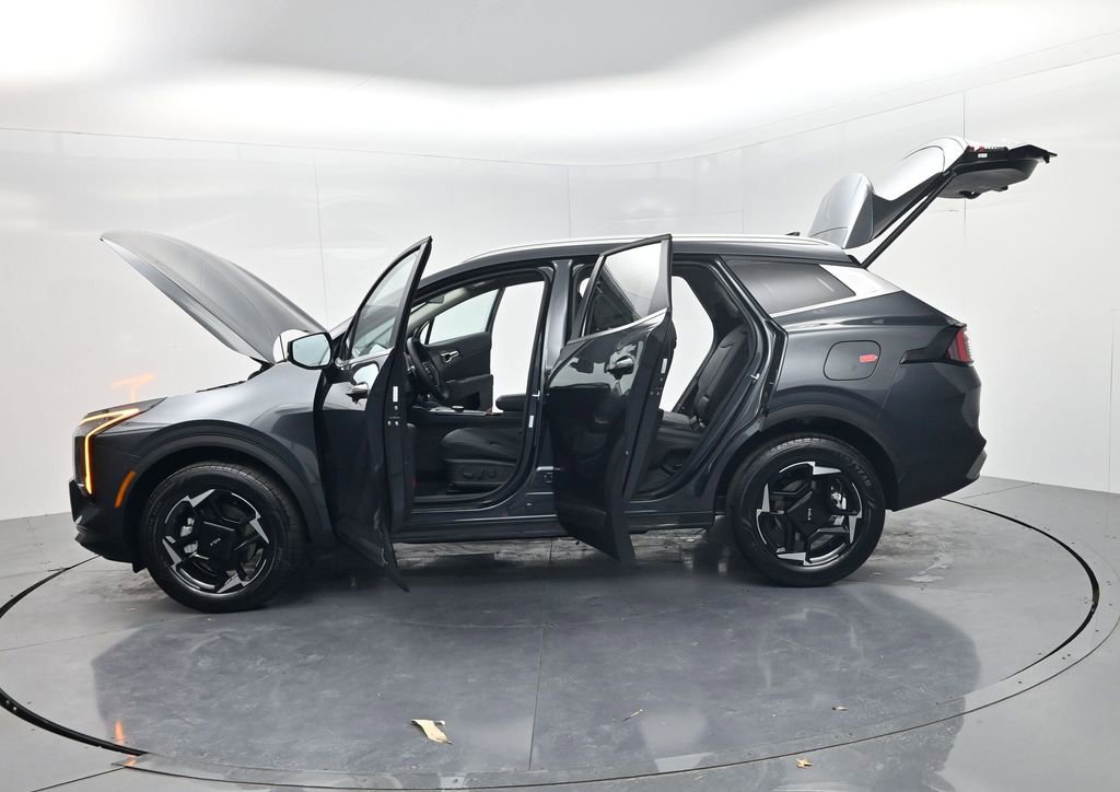 New 2026 Kia Sportage EX image 57