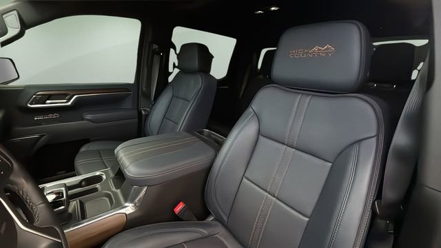 Used 2025 Chevrolet Silverado 1500 High Country image 15