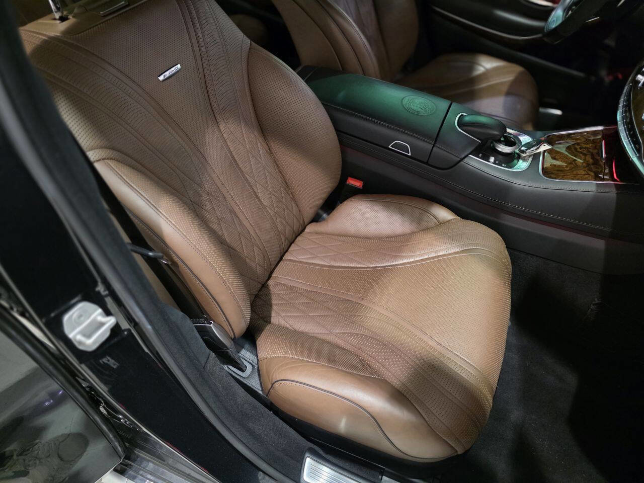 Used 2014 Mercedes-Benz S 63 AMG 4MATIC Sedan w/ Rear Seat Package image 33