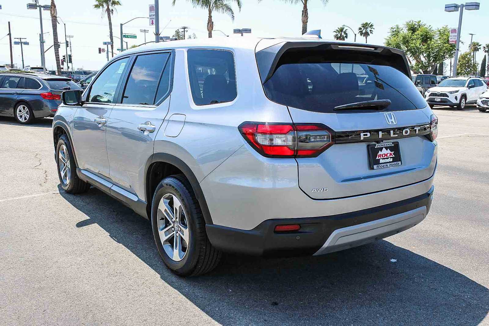 Certified 2025 Honda Pilot EX-L image 8