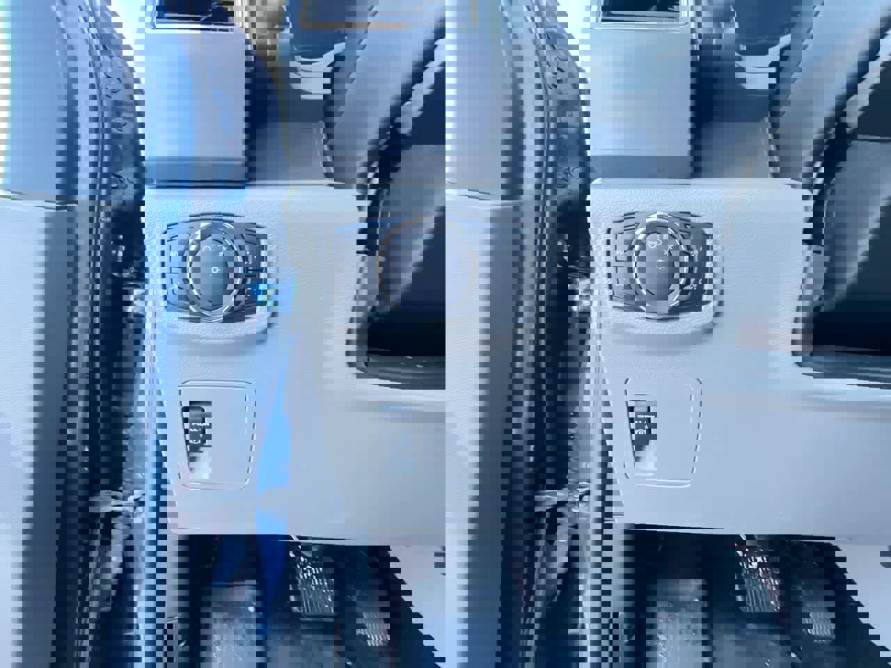 Used 2018 Ford F150 XLT w/ Trailer Tow Package image 18