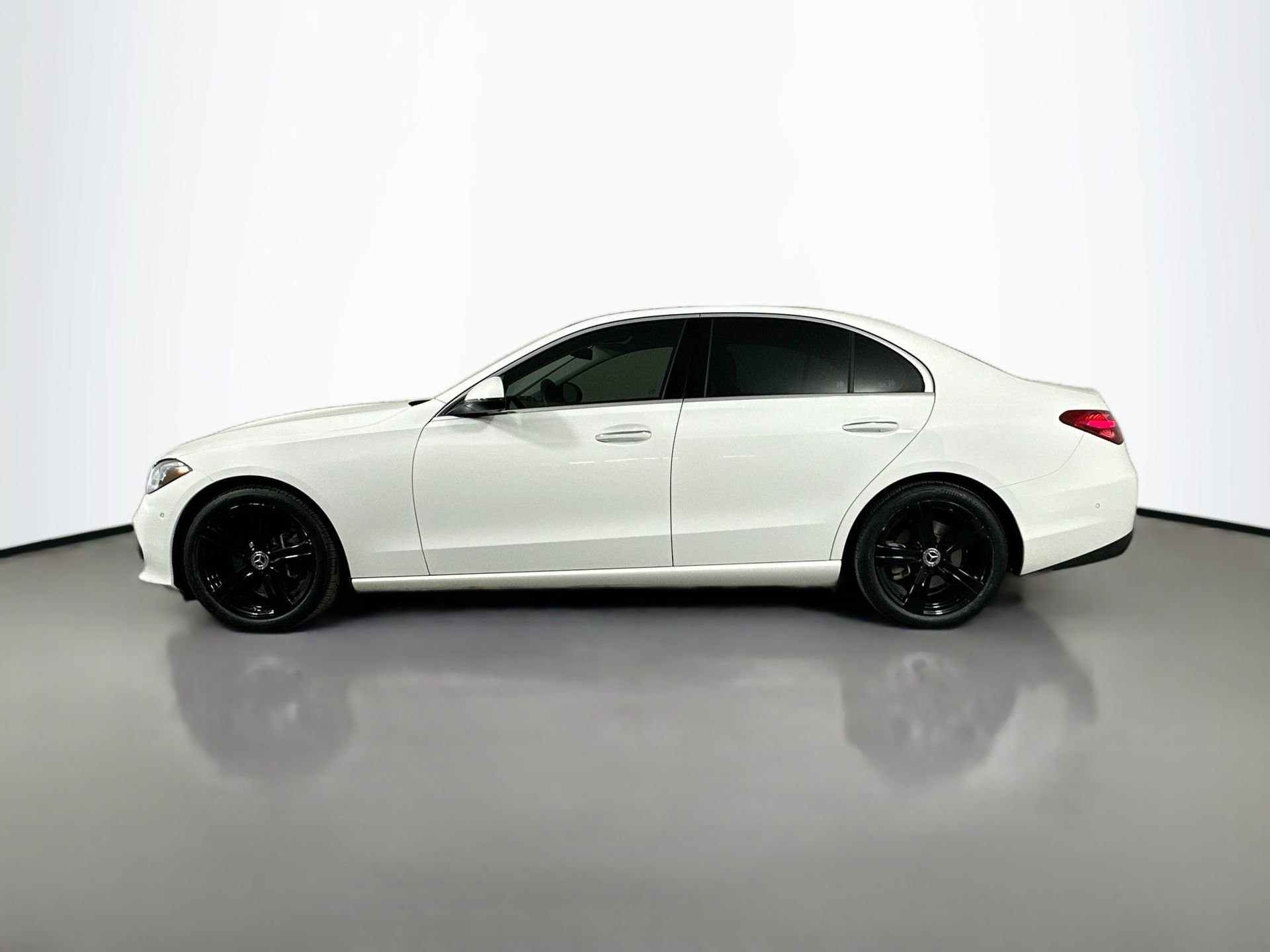 Used 2025 Mercedes-Benz C 300 Sedan image 10
