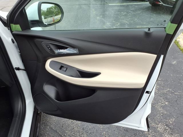 Used 2025 Buick Encore GX Sport Touring w/ Comfort Package image 27