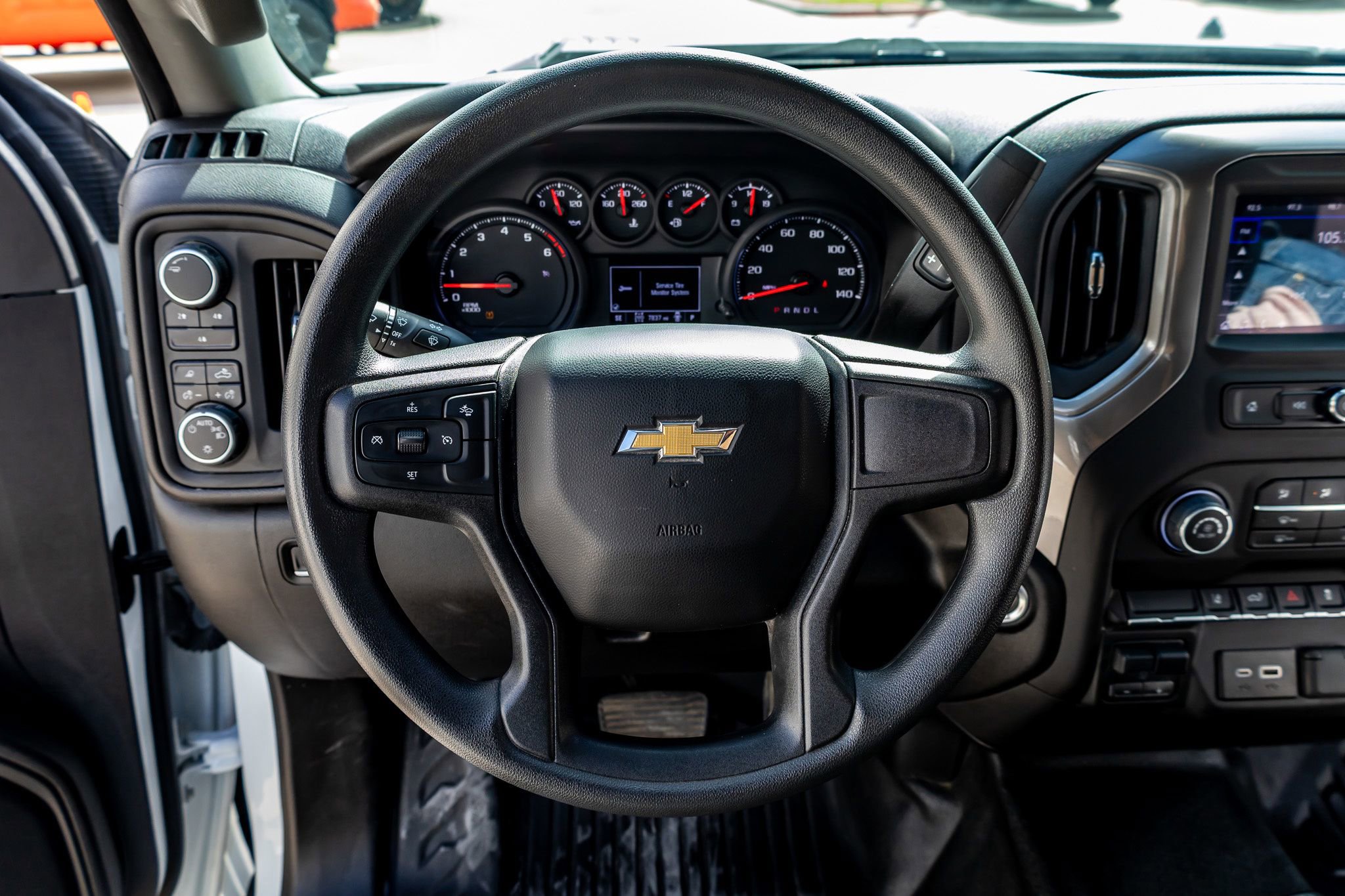 Used 2025 Chevrolet Silverado 2500 W/T w/ WT Convenience Package image 15