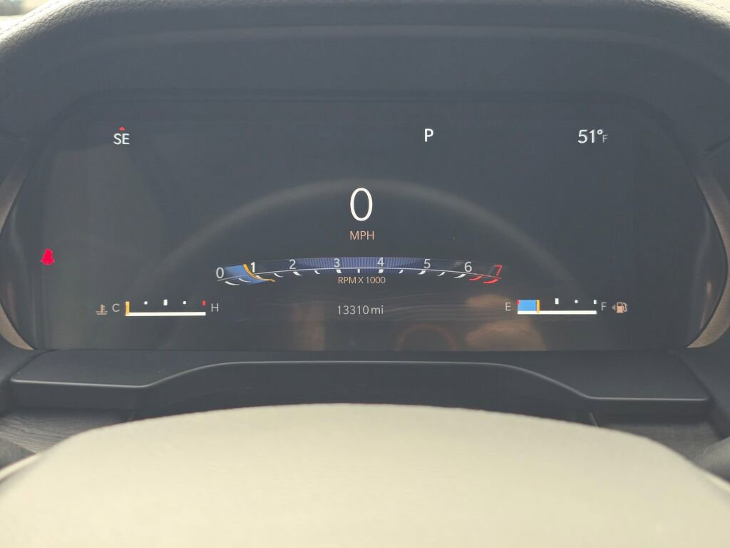 Used 2023 Jeep Grand Cherokee Limited image 25