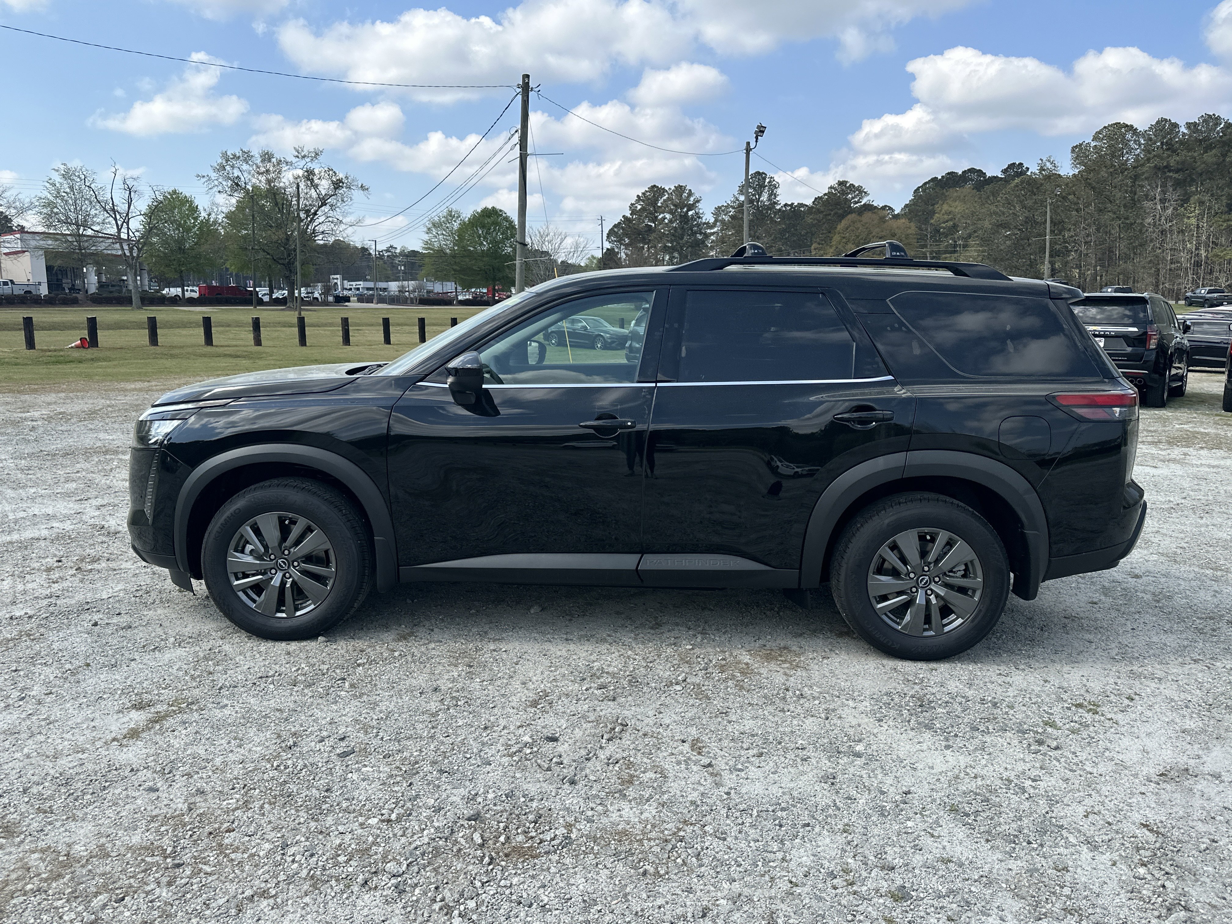 New 2026 Nissan Pathfinder SV FWD image 8