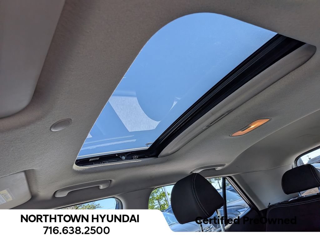 Certified 2023 Hyundai Venue SEL w/ Cargo Package FWD image 10