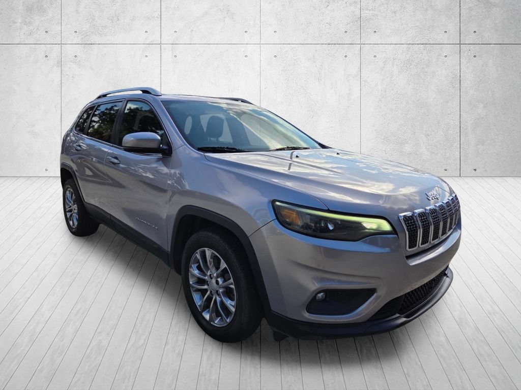 Used 2021 Jeep Cherokee Latitude Plus FWD image 7