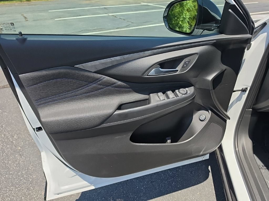 New 2026 Buick Envista Sport Touring w/ Convenience I Package FWD image 13