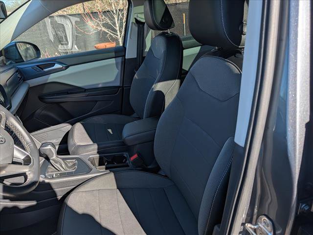 Used 2022 Volkswagen Taos SE w/ Panoramic Sunroof Package image 27