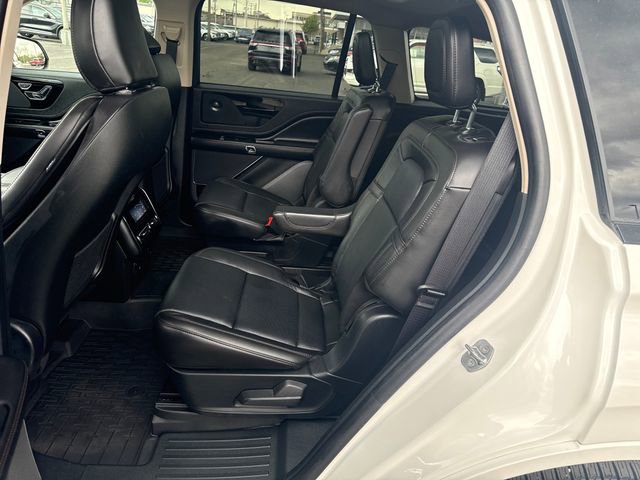 Used 2024 Lincoln Aviator Reserve w/ Jet Package AWD/4WD image 29