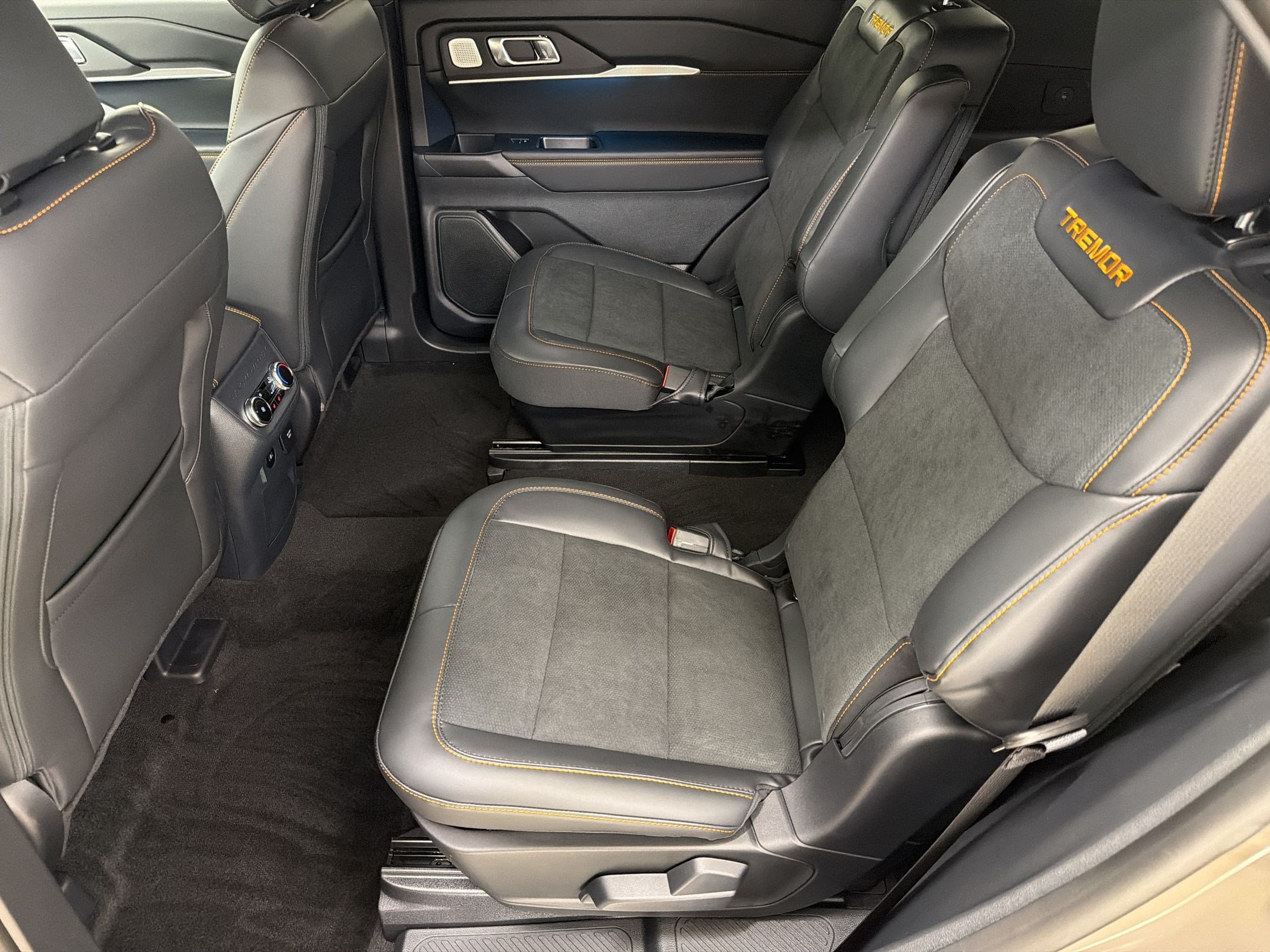 New 2026 Ford Explorer Tremor w/ Tremor Ultimate Package AWD/4WD image 22