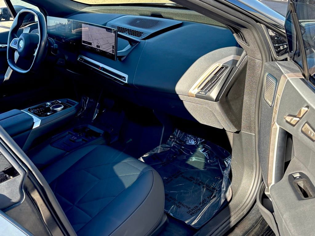 Used 2024 BMW iX M60 image 32