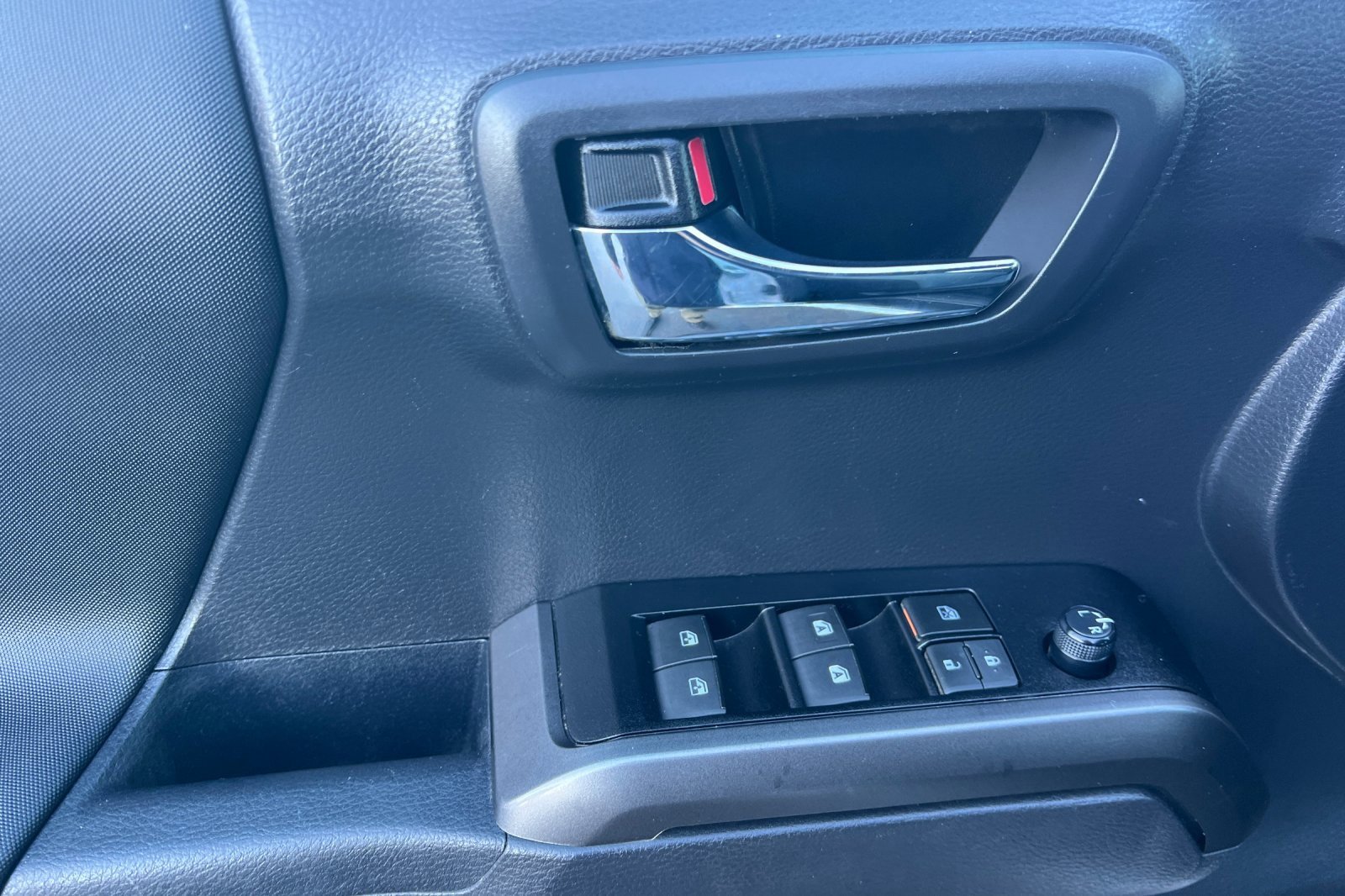 Certified 2023 Toyota Tacoma TRD Off-Road w/ Advanced Technology Package image 8