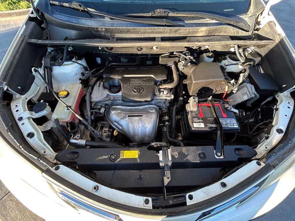 Used 2013 Toyota RAV4 Limited AWD/4WD image 35