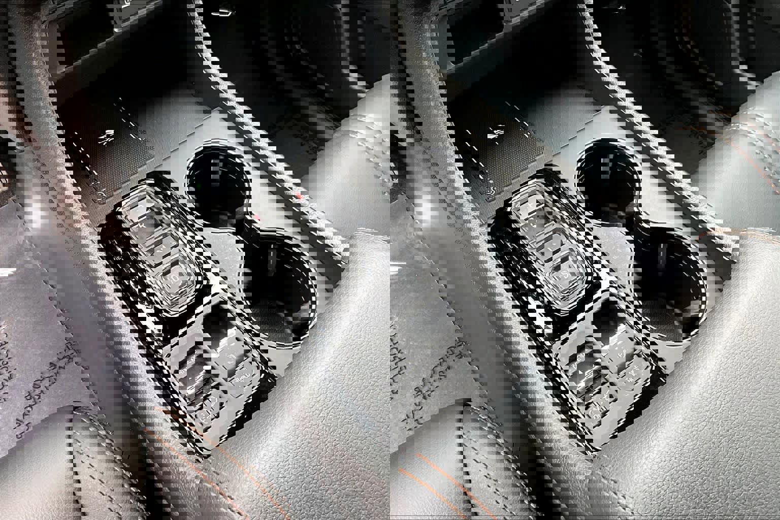 Used 2025 Honda Pilot TrailSport image 17