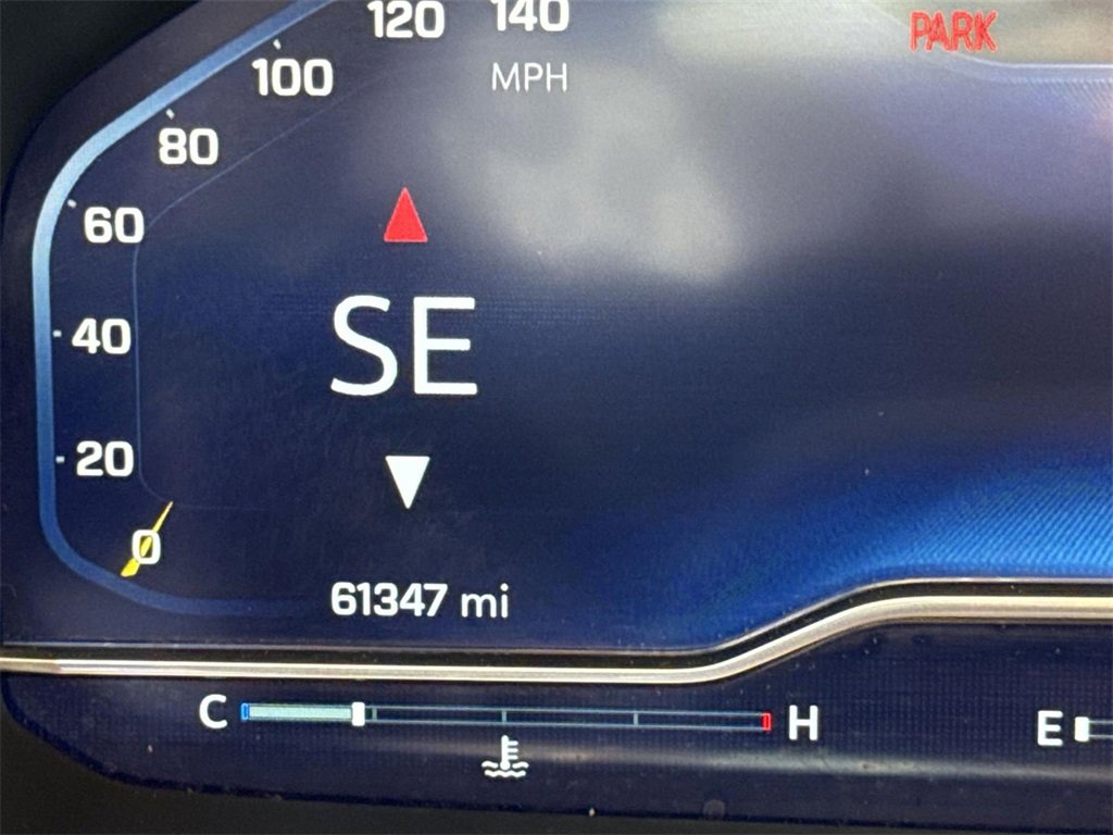 Used 2024 Chevrolet Suburban Premier image 11