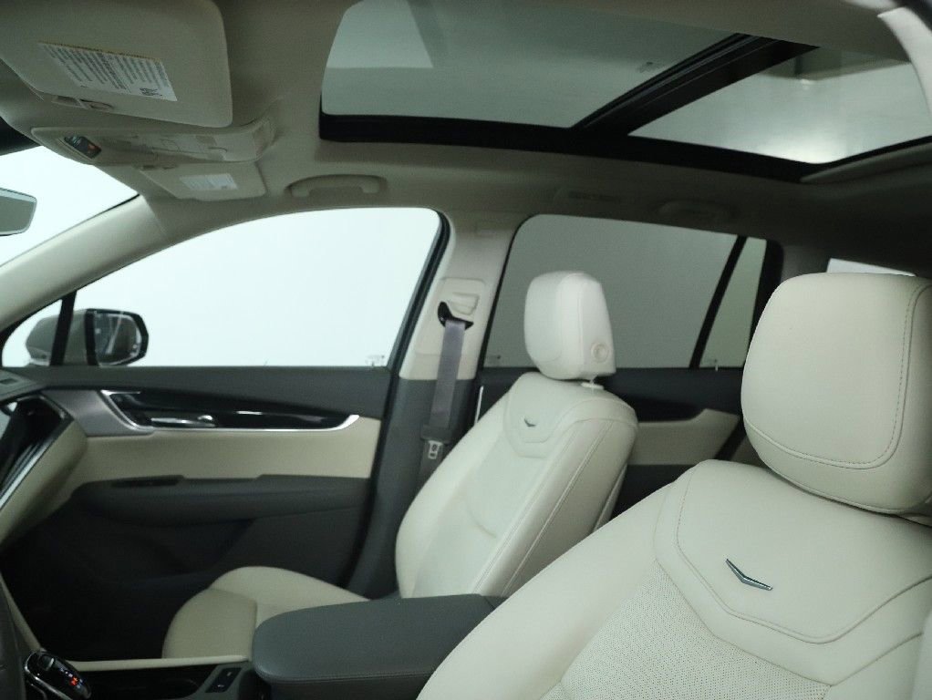 Used 2023 Cadillac XT6 Premium Luxury w/ Technology Package image 20