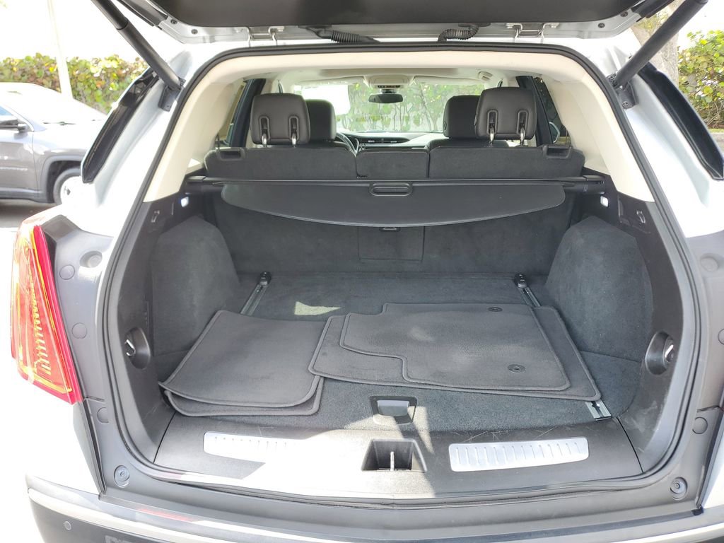 Used 2019 Cadillac XT5 Premium Luxury w/ Driver Assist Package image 26