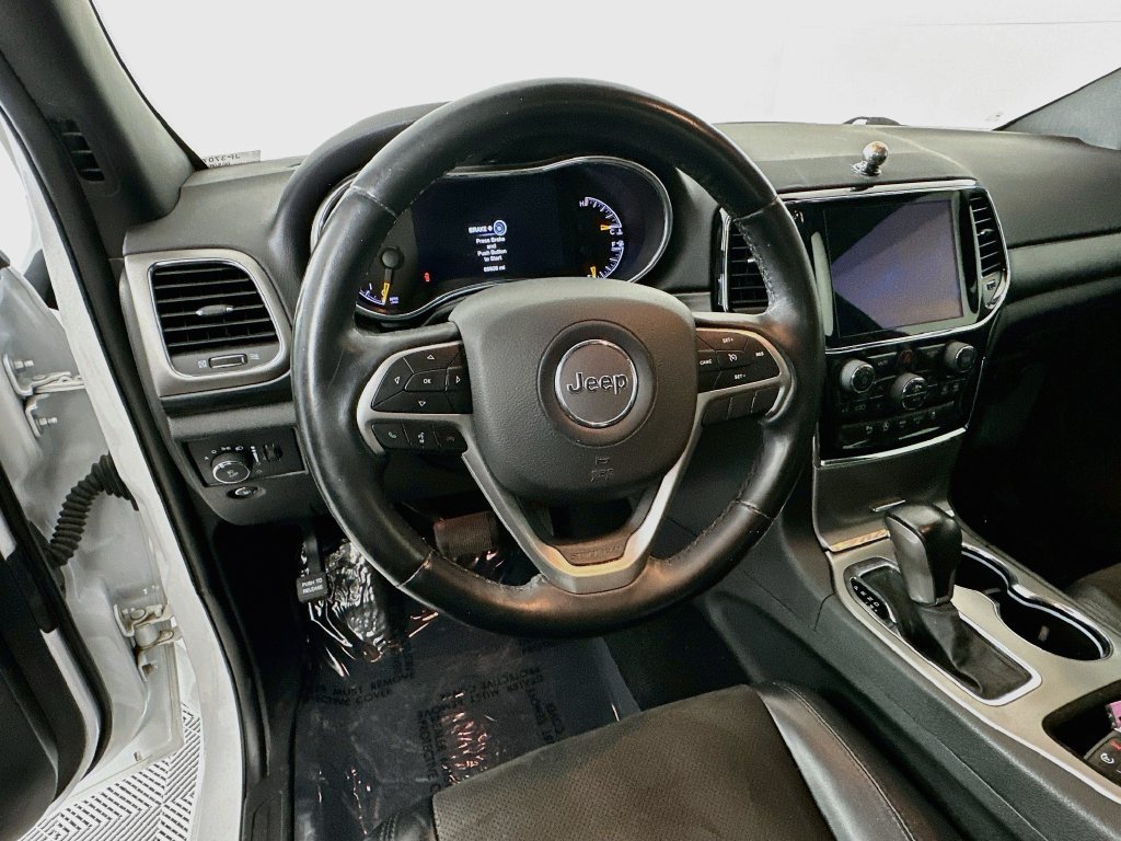 Certified 2020 Jeep Grand Cherokee Altitude AWD/4WD image 17