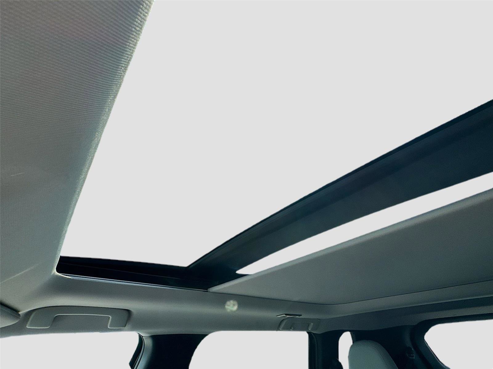 New 2025 Mitsubishi Outlander SE image 22