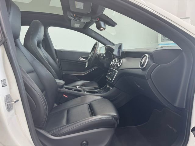 Used 2018 Mercedes-Benz CLA 250 image 16