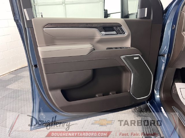 New 2026 Chevrolet Silverado 2500 LTZ w/ LTZ Plus Package AWD/4WD image 28