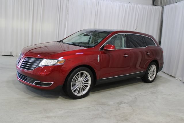 Used 2018 Lincoln MKT AWD w/ Technology Package image 29