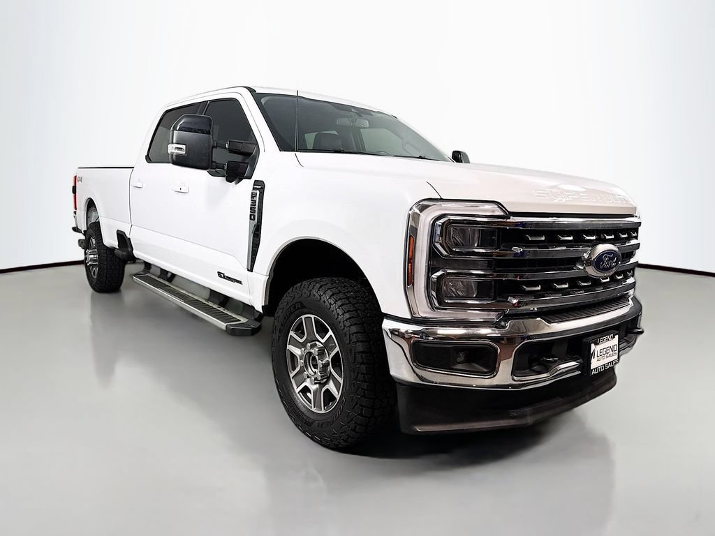 Used 2025 Ford F350 Lariat AWD/4WD image 3