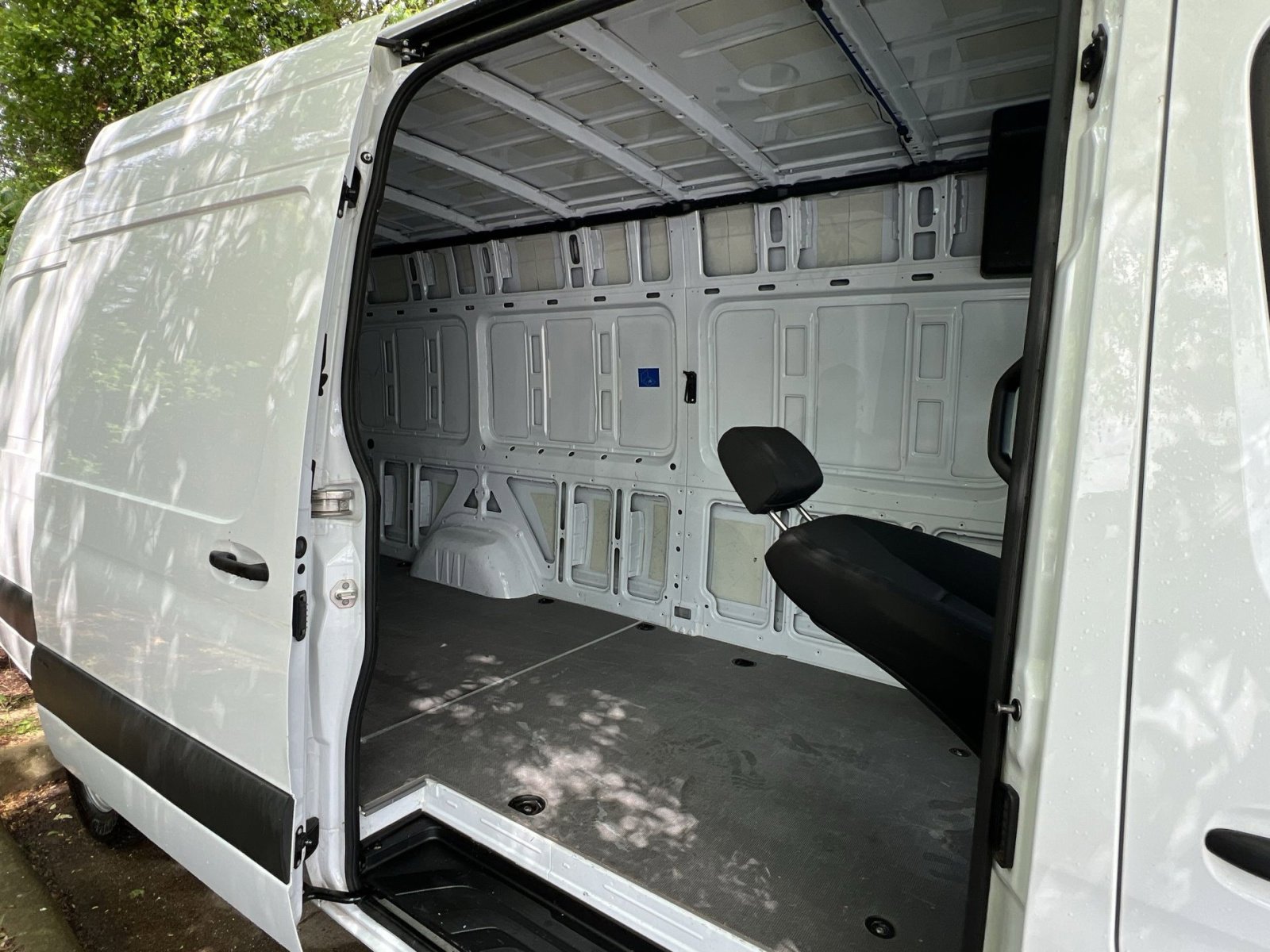 Used 2023 Mercedes-Benz Sprinter 2500 image 31