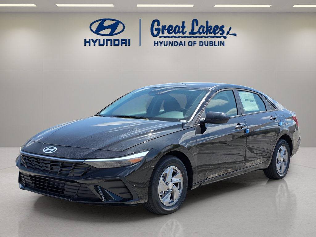 New 2026 Hyundai Elantra SE
