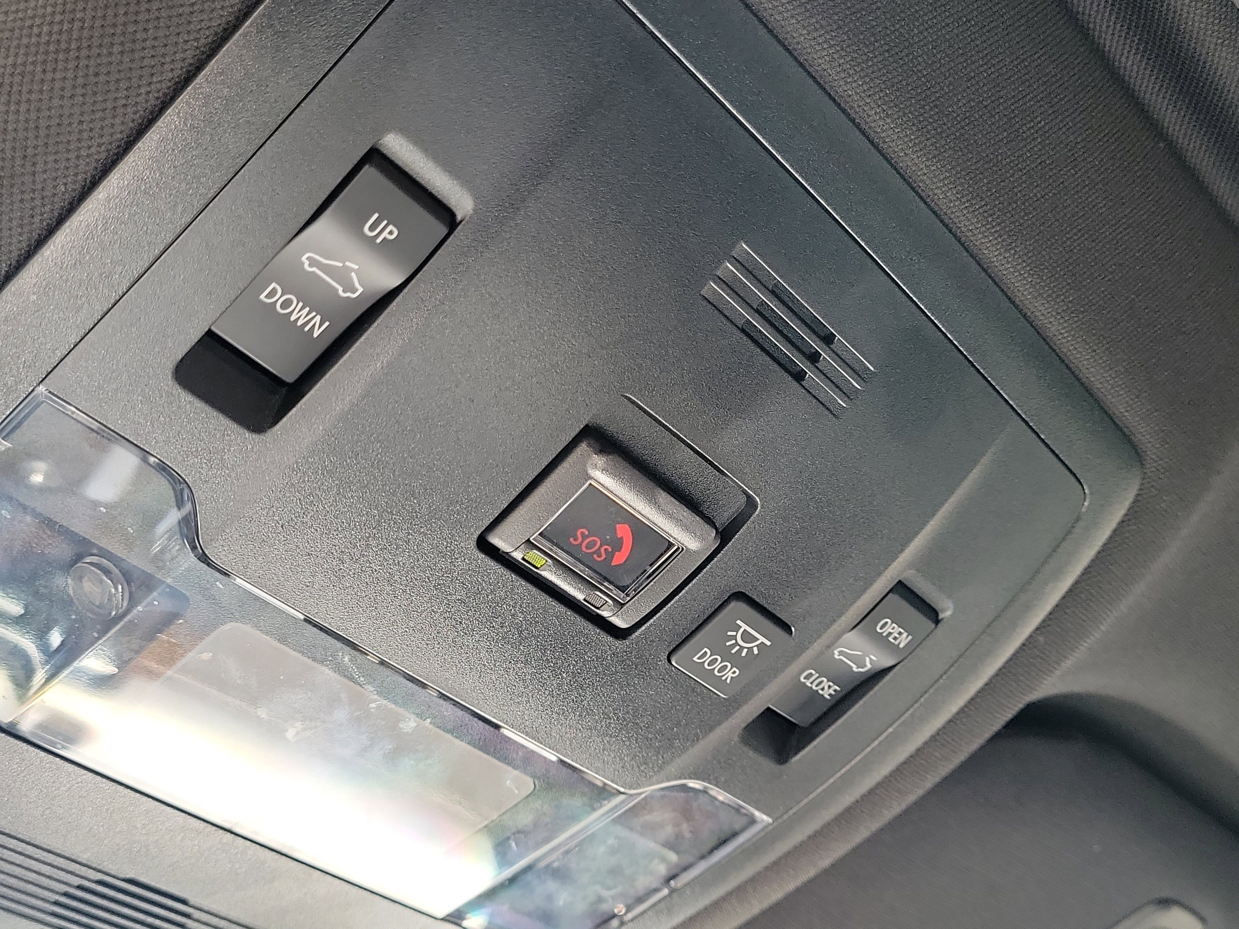 Certified 2025 Lexus IS 350 F Sport image 32