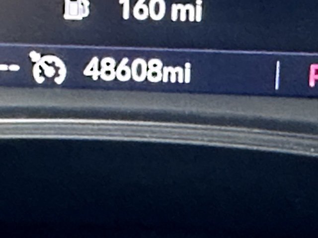 Used 2023 Chevrolet Traverse LT image 24