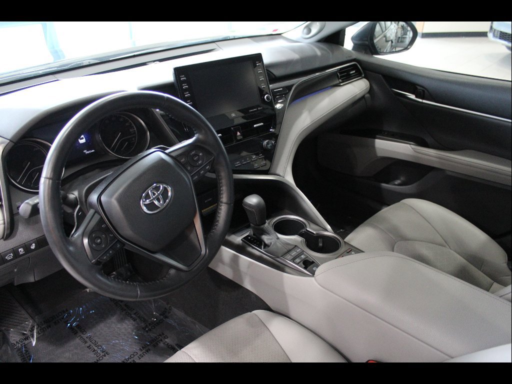 Used 2021 Toyota Camry XSE w/ Navigation Upgrade Package FWD image 13