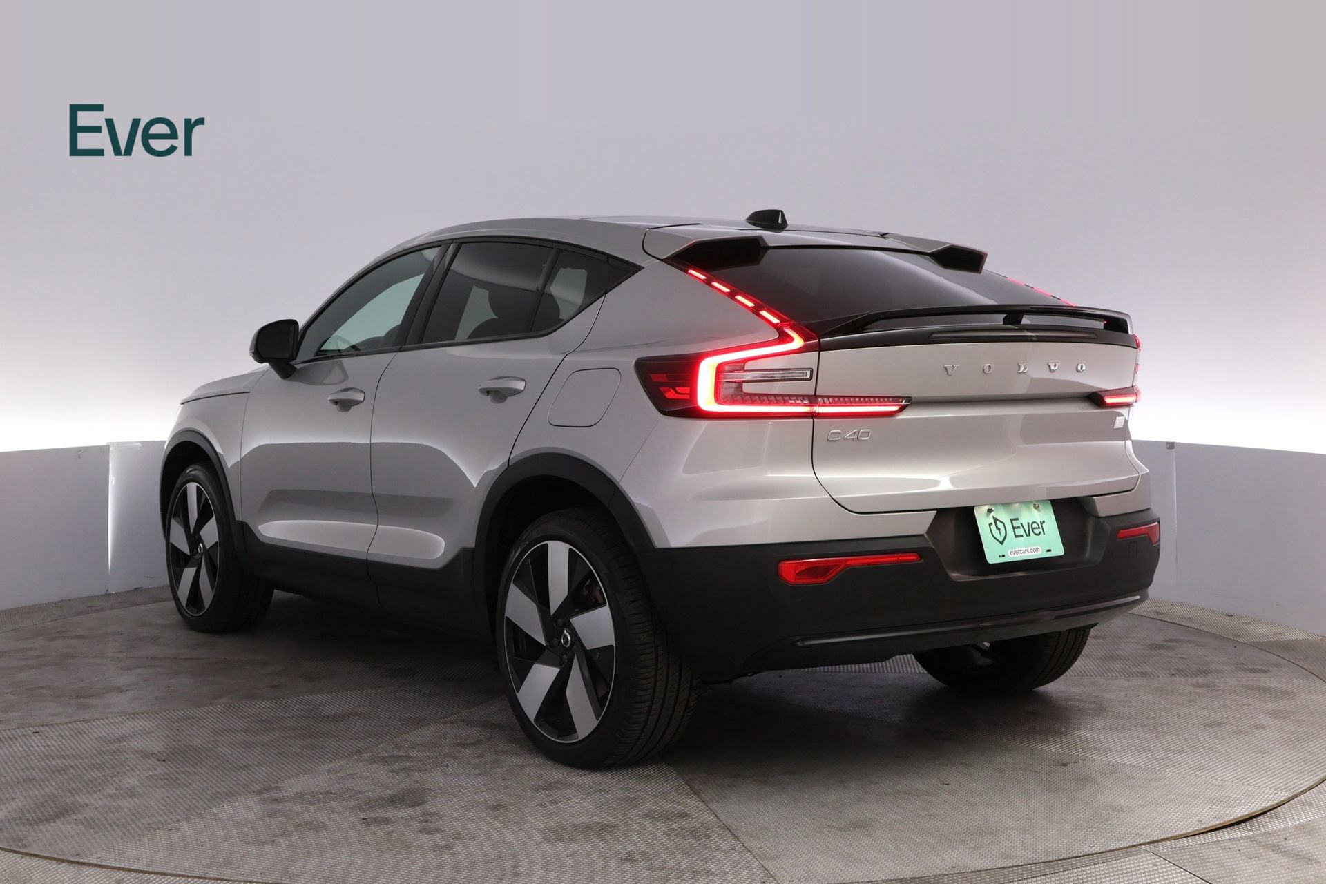 Used 2023 Volvo C40 P8 Recharge Ultimate AWD/4WD image 17