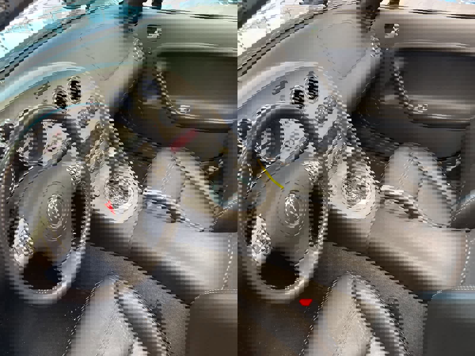 Used 2007 Pontiac Solstice Convertible w/ Premium Package image 24