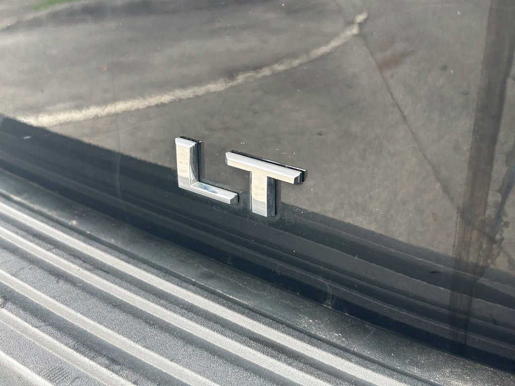 Used 2025 Chevrolet Tahoe LT AWD/4WD image 43
