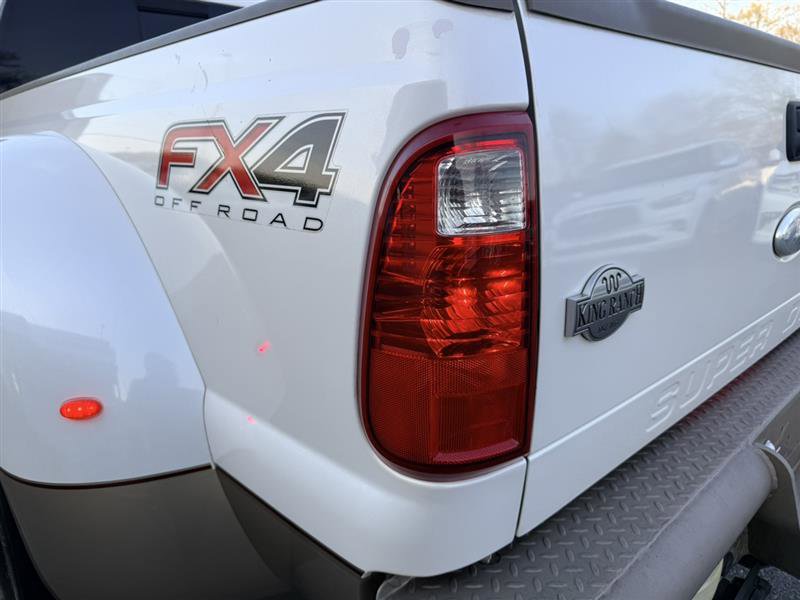 Used 2012 Ford F350 King Ranch w/ King Ranch w/Chrome Pkg image 9
