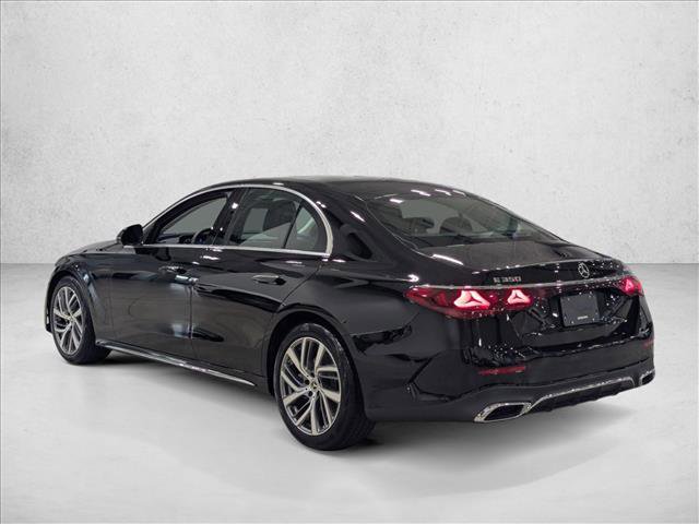 Used 2025 Mercedes-Benz E 350 4MATIC Sedan image 8