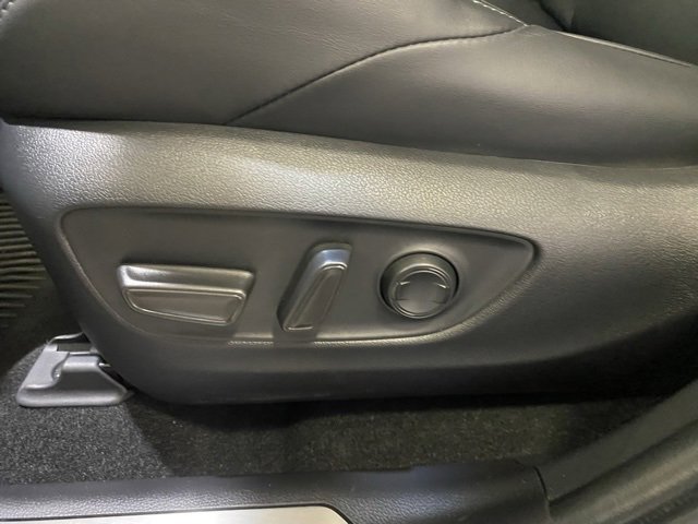 Certified 2024 Toyota Venza Nightshade image 15