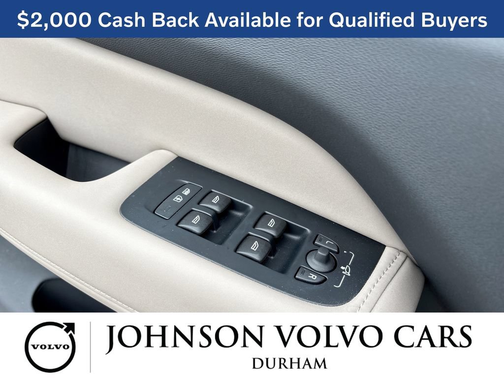 New 2026 Volvo XC60 B5 Plus w/ Protection Package Premier AWD/4WD image 24