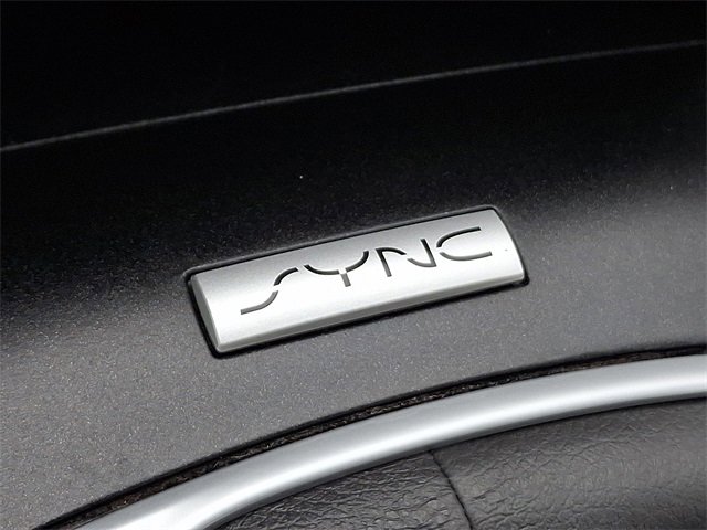 Used 2015 Ford Fusion SE w/ Equipment Group 201A image 24