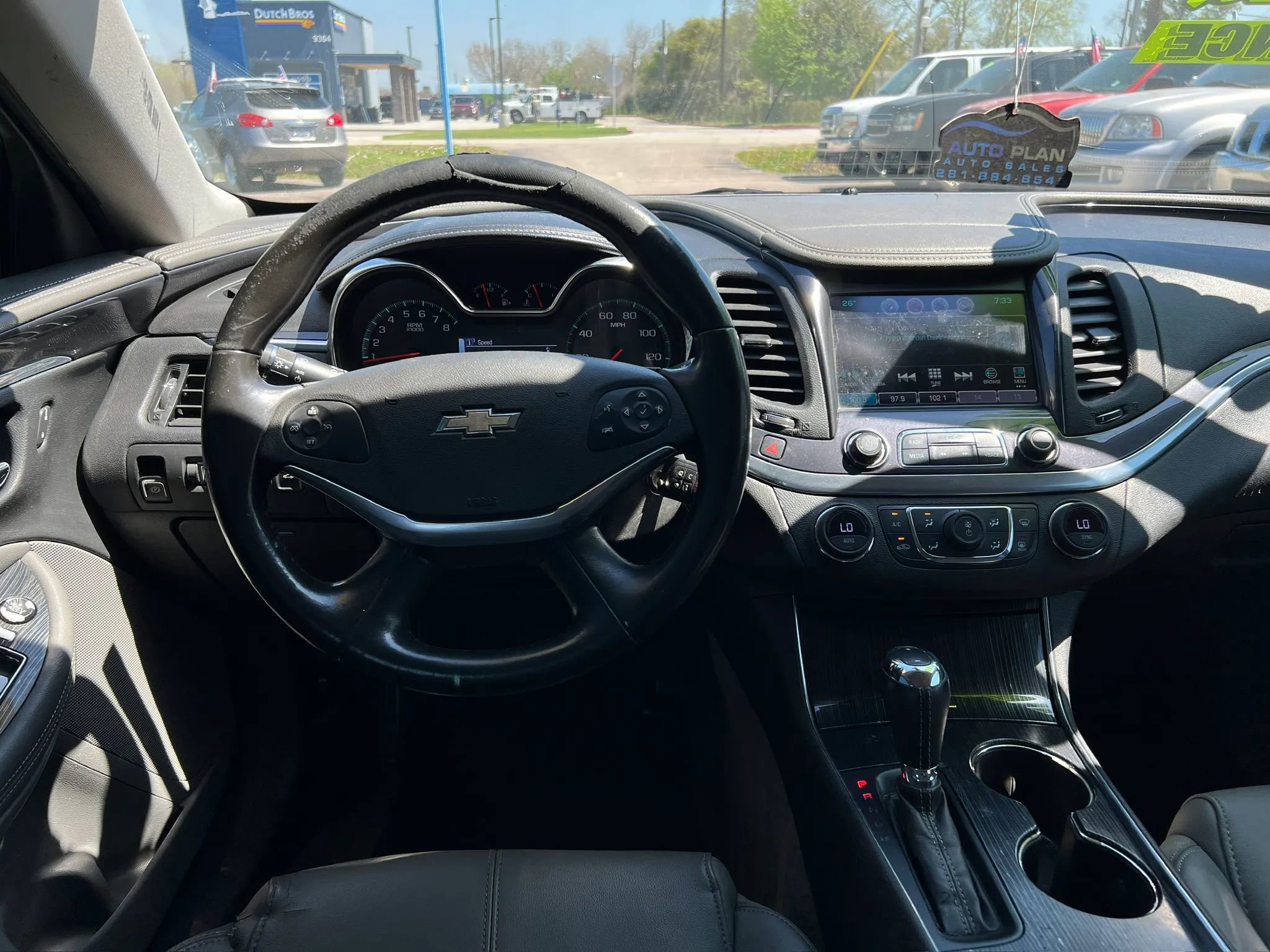 Used 2017 Chevrolet Impala LT image 17