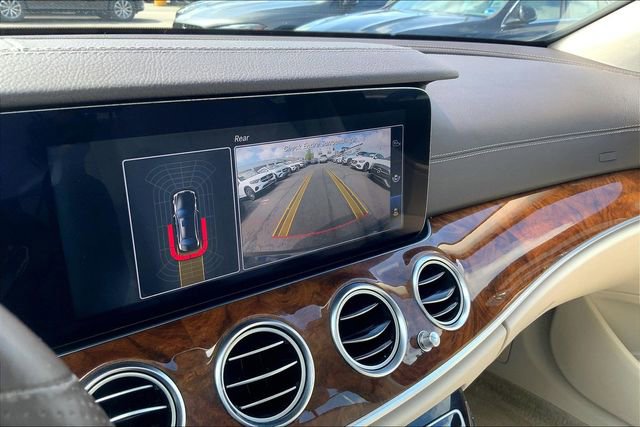 Used 2018 Mercedes-Benz E 300 4MATIC image 23