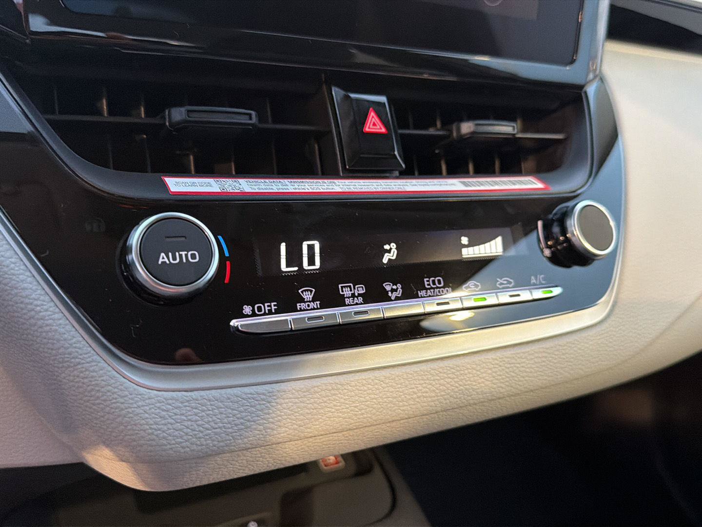 New 2026 Toyota Corolla LE w/ LE Premium Package FWD image 24