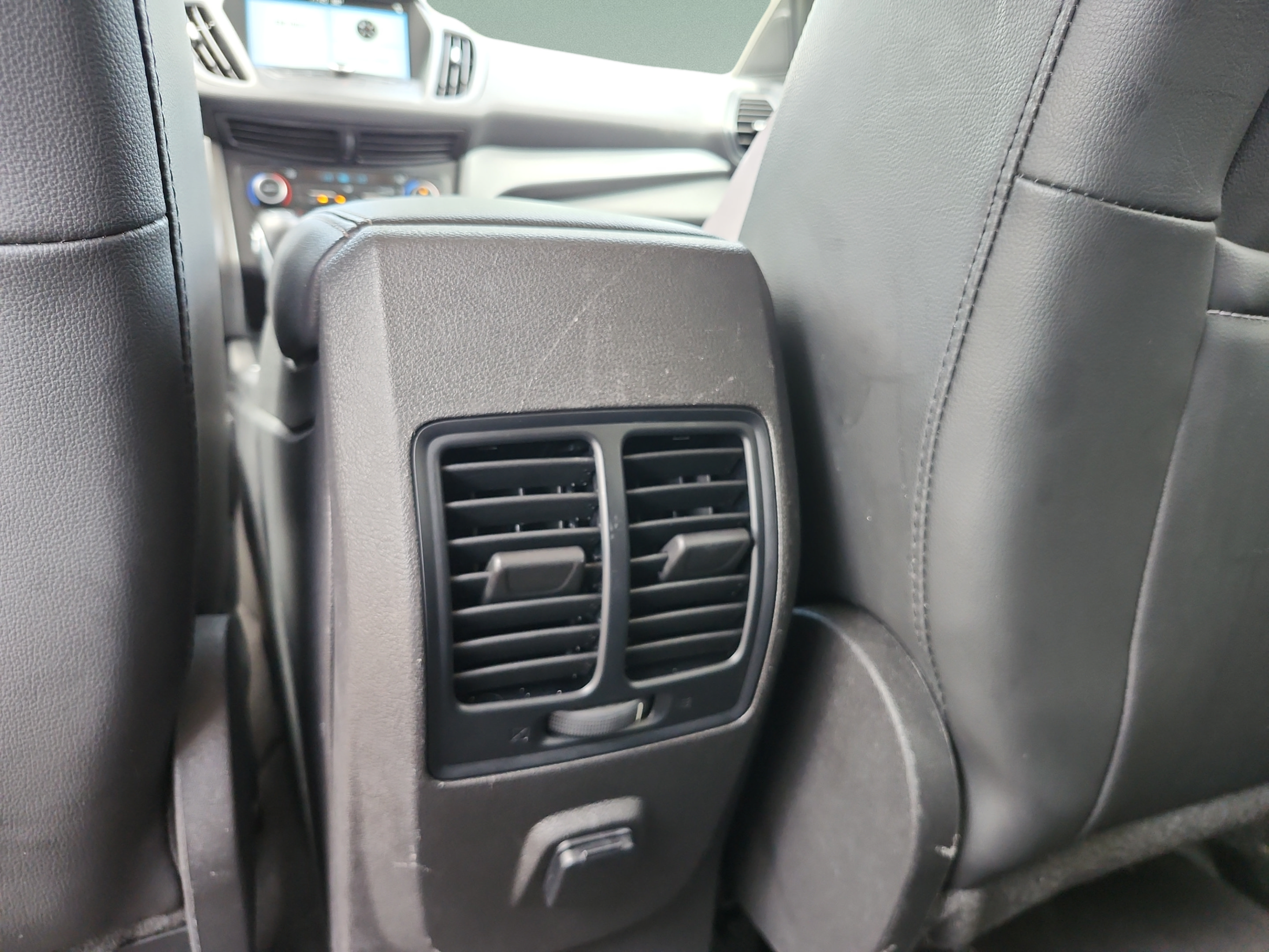 Used 2019 Ford Escape SEL FWD image 17
